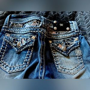 Miss Me sz 12 girls jeans in excellent condition.